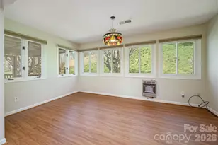 176 Derbyshire Dr, Hendersonville, NC 28792 - Photo 9