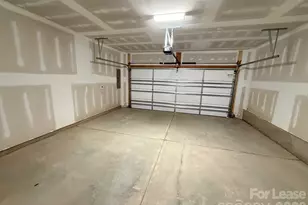 3212 Drift St, Charlotte, NC 28278 - Photo 23