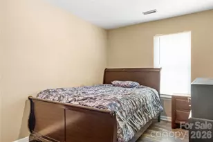 321 Harrison St, Charlotte, NC 28208 - Photo 17