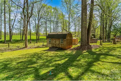 1548 Castell Lane, Hickory, NC 28601 - Photo 29