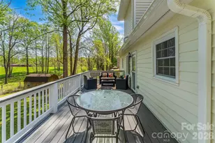 1548 Castell Ln, Hickory, NC 28601 - Photo 25
