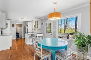 1548 Castell Ln, Hickory, NC 28601 - Photo 9