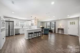 3724 Cobbleridge Dr, Charlotte, NC 28215 - Photo 13