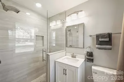 3724 Cobbleridge Drive, Charlotte, NC 28215 - Photo 29