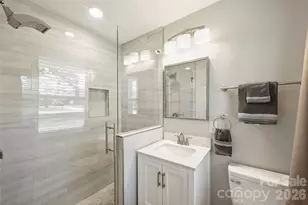 3724 Cobbleridge Dr, Charlotte, NC 28215 - Photo 29