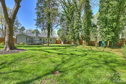 3724 Cobbleridge Drive, Charlotte, NC 28215 - Photo 41