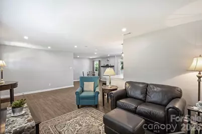 3724 Cobbleridge Drive, Charlotte, NC 28215 - Photo 11