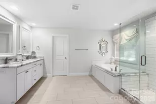 21329 Crown Lake Dr, Cornelius, NC 28031 - Photo 27