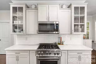 21329 Crown Lake Dr, Cornelius, NC 28031 - Photo 15