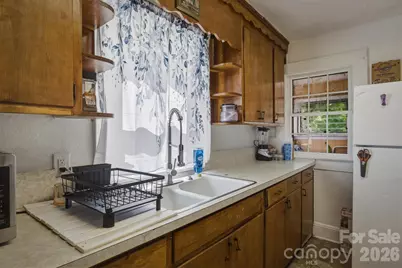 117 3rd Avenue SW, Hickory, NC 28602 - Photo 13