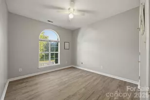 10008 Prosperity Point Ln, Charlotte, NC 28269 - Photo 27