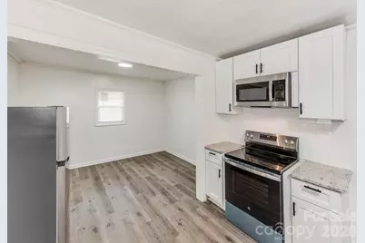 1717 W Davidson Avenue, Gastonia, NC 28052 - Photo 11