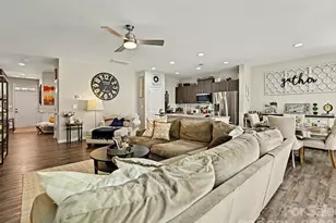 2704 Cregstone Wy, Fort Mill, SC 29715 - Photo 5