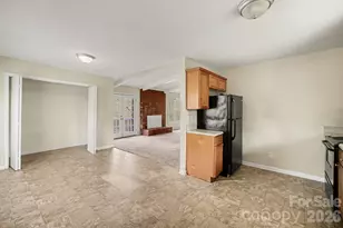 2528 Burkholder Rd, Charlotte, NC 28214 - Photo 7