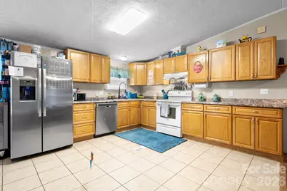 7911 Bailey Road, Connelly Springs, NC 26812 - Photo 15