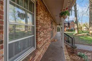 604 Whittington Pl, Statesville, NC 28677 - Photo 3