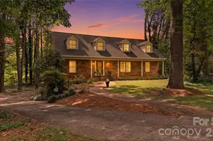604 Whittington Pl, Statesville, NC 28677 - Photo 1