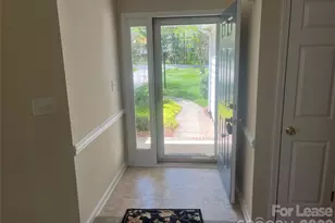 3415 Arboretum View View, Charlotte, NC 28226 - Photo 3