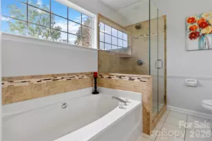 12100 Landing Green Dr, Charlotte, NC 28277 - Photo 23