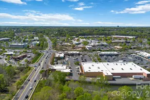 12100 Landing Green Dr, Charlotte, NC 28277 - Photo 37