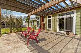 12100 Landing Green Dr, Charlotte, NC 28277 - Photo 31