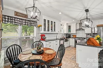 10319 Camelback Circle, Charlotte, NC 28226 - Photo 11