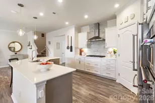 13017 Eagle Oak Dr, Charlotte, NC 28278 - Photo 9