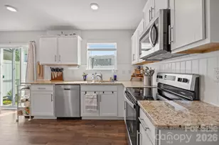 83 Malcolm Ct, Candler, NC 28715 - Photo 9