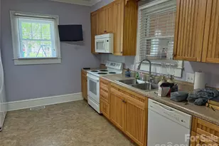 2102 Hickory Grove Rd, Gastonia, NC 28056 - Photo 17