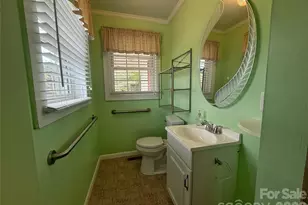 2102 Hickory Grove Rd, Gastonia, NC 28056 - Photo 13