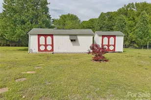 2102 Hickory Grove Rd, Gastonia, NC 28056 - Photo 27