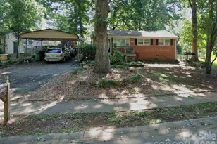 1933 Choyce Cir, Charlotte, NC 28217 - Photo 3