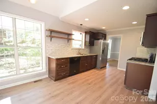 2336 Mill House Ln, Matthews, NC 28104 - Photo 7