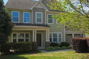 103 Hedgewood Dr, Mooresville, NC 28115 - Photo 1