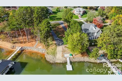 9542 Riviera Drive, Sherrills Ford, NC 28673 - Photo 35