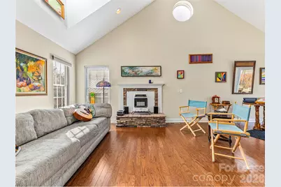 14 Hildebrand Street, Asheville, NC 28801 - Photo 5