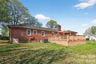 4019 Back Creek Church Rd, Charlotte, NC 28213 - Photo 35