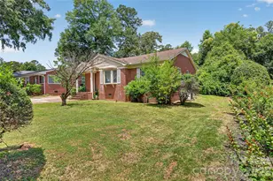 1632 Madison Ave, Charlotte, NC 28216 - Photo 9