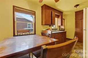 1632 Madison Ave, Charlotte, NC 28216 - Photo 33