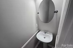 9011 Coleshire Ct, Charlotte, NC 28269 - Photo 17