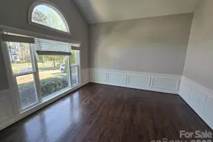 9011 Coleshire Ct, Charlotte, NC 28269 - Photo 3