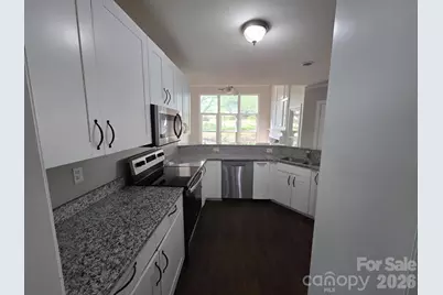 9011 Coleshire Court, Charlotte, NC 28269 - Photo 7