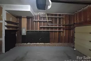 9011 Coleshire Ct, Charlotte, NC 28269 - Photo 25