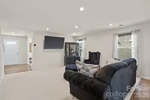 244 Ingram Ct, Piedmont, SC 29673 - Photo 7