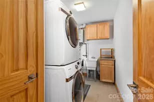 1105 Griffin Branch Rd, Marshall, NC 28753 - Photo 25