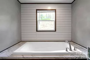 87 Horseback Ln, Marshall, NC 28753 - Photo 15