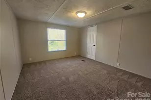 1288 Meadowland Dr, Lincolnton, NC 28092 - Photo 11