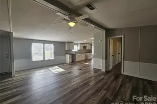 1288 Meadowland Dr, Lincolnton, NC 28092 - Photo 3