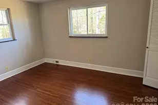 4424 Back Creek Church Rd, Charlotte, NC 28213 - Photo 9