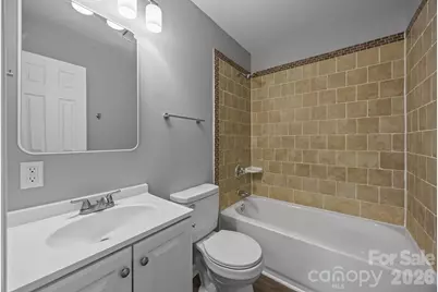 9300 Edgevale Drive, Charlotte, NC 28216 - Photo 13